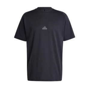 ביגוד אדידס