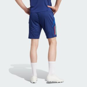 ביגוד אדידס