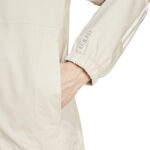 ix8893 2 apparel photography front center view white