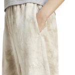 iy6862 2 apparel photography front center view white